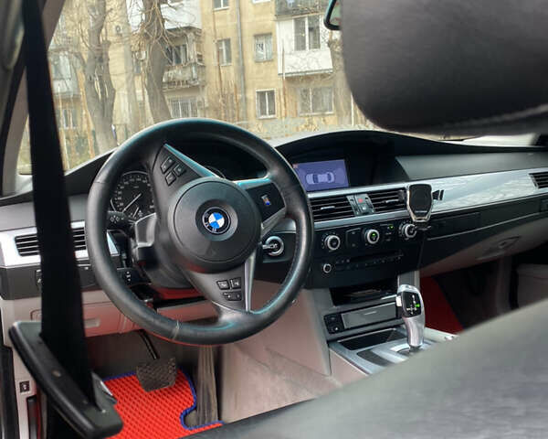 Черный БМВ 5 Серия, объемом двигателя 2 л и пробегом 220 тыс. км за 14000 $, фото 13 на Automoto.ua