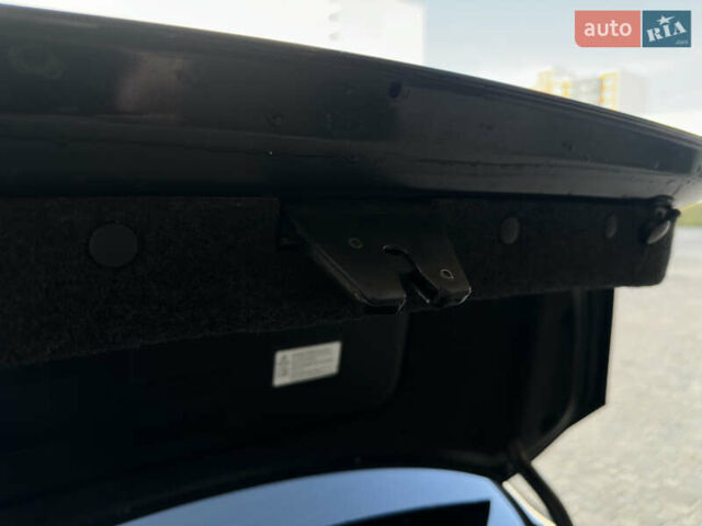 Черный БМВ 5 Серия, объемом двигателя 2 л и пробегом 324 тыс. км за 10700 $, фото 88 на Automoto.ua