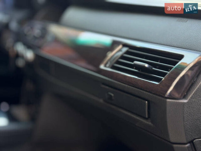 Черный БМВ 5 Серия, объемом двигателя 2 л и пробегом 324 тыс. км за 10700 $, фото 72 на Automoto.ua