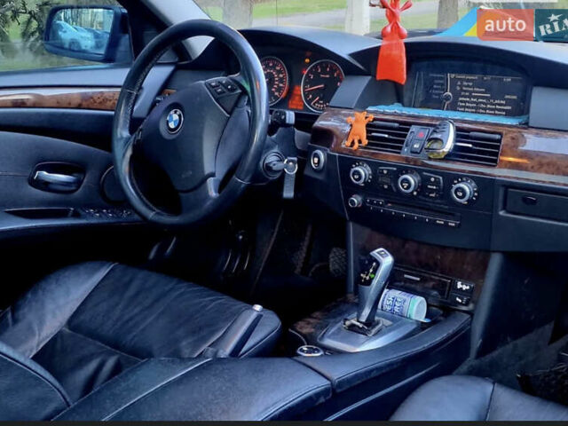 Чорний БМВ 5 Серія, об'ємом двигуна 3 л та пробігом 360 тис. км за 9200 $, фото 13 на Automoto.ua