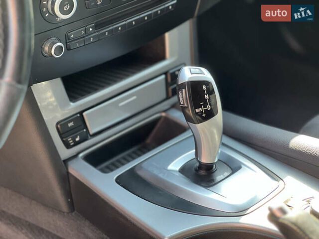 Черный БМВ 5 Серия, объемом двигателя 2.5 л и пробегом 250 тыс. км за 8650 $, фото 23 на Automoto.ua