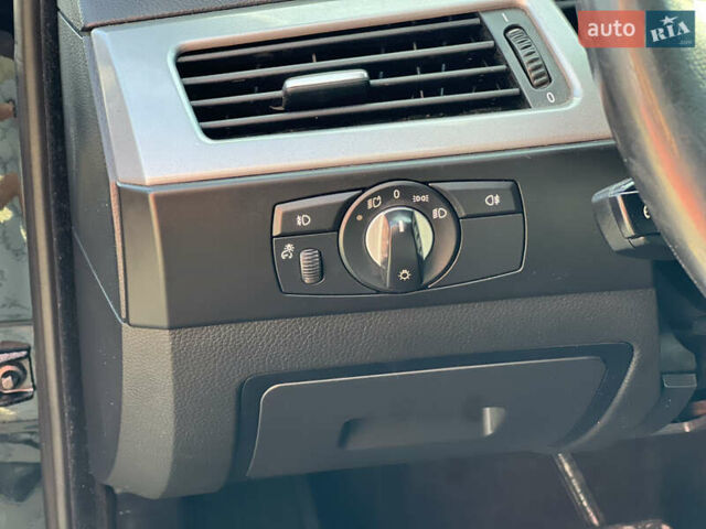 Черный БМВ 5 Серия, объемом двигателя 2.5 л и пробегом 250 тыс. км за 8650 $, фото 31 на Automoto.ua