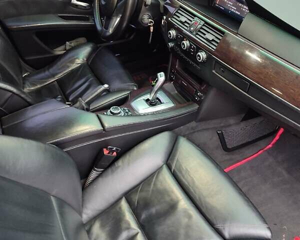 Черный БМВ 5 Серия, объемом двигателя 2 л и пробегом 324 тыс. км за 10900 $, фото 9 на Automoto.ua