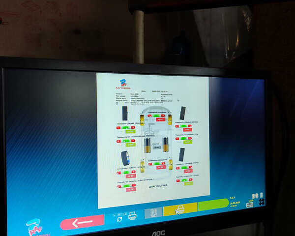 Черный БМВ 5 Серия, объемом двигателя 2 л и пробегом 324 тыс. км за 10700 $, фото 127 на Automoto.ua