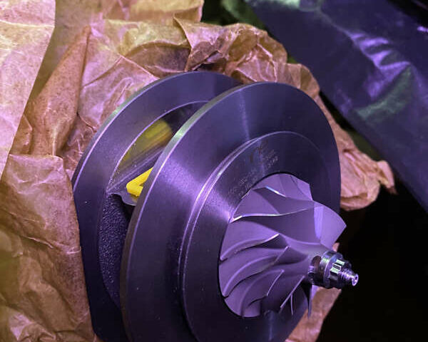 Черный БМВ 5 Серия, объемом двигателя 2 л и пробегом 324 тыс. км за 10700 $, фото 120 на Automoto.ua