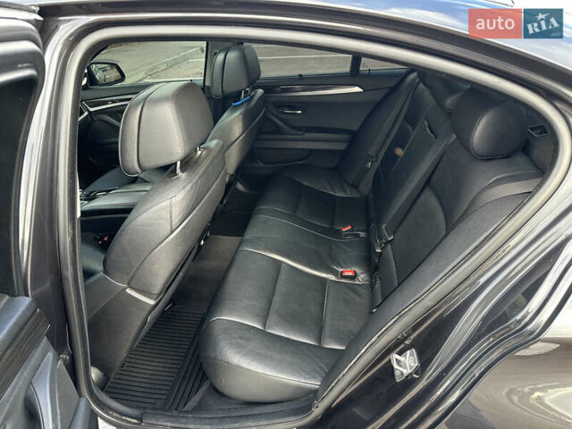 Черный БМВ 5 Серия, объемом двигателя 2.98 л и пробегом 300 тыс. км за 12800 $, фото 7 на Automoto.ua