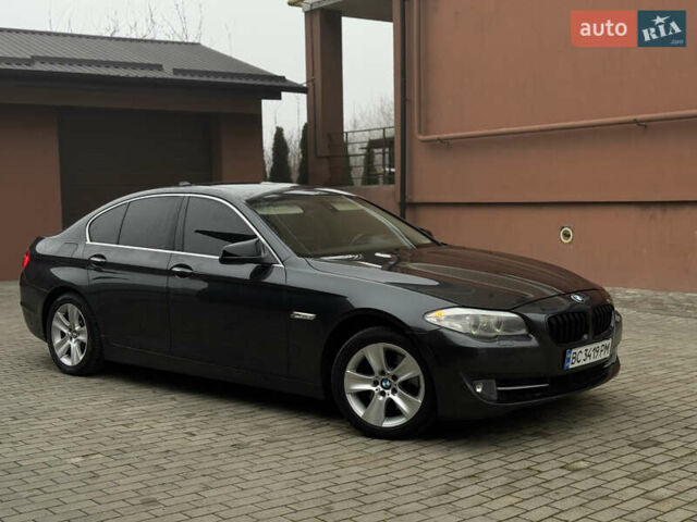 Чорний БМВ 5 Серія, об'ємом двигуна 3 л та пробігом 276 тис. км за 10550 $, фото 68 на Automoto.ua