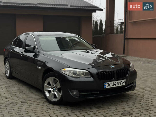 Чорний БМВ 5 Серія, об'ємом двигуна 3 л та пробігом 276 тис. км за 10550 $, фото 53 на Automoto.ua