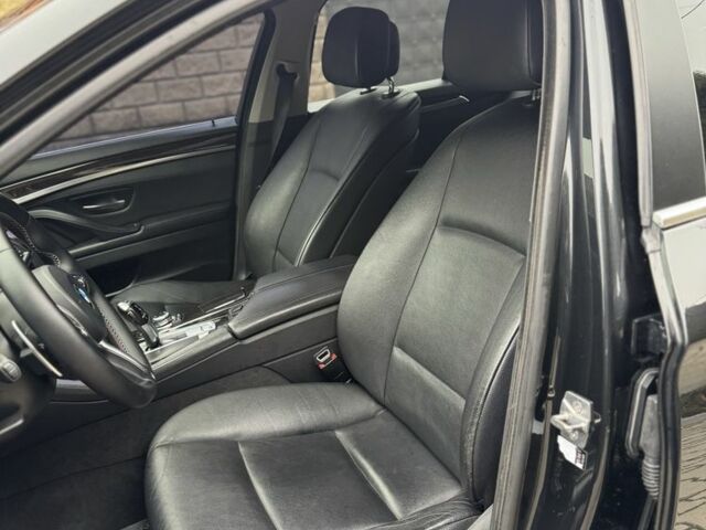 Черный БМВ 5 Серия, объемом двигателя 2 л и пробегом 300 тыс. км за 12999 $, фото 15 на Automoto.ua