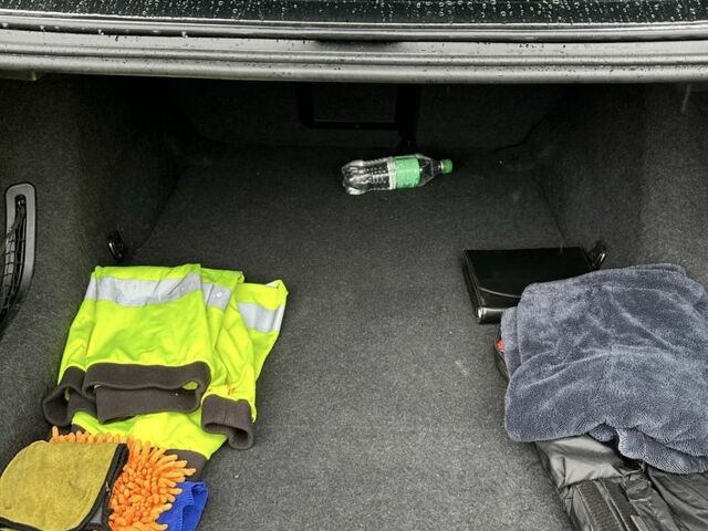 Чорний БМВ 5 Серія, об'ємом двигуна 2 л та пробігом 272 тис. км за 14900 $, фото 15 на Automoto.ua