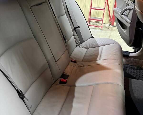 Черный БМВ 5 Серия, объемом двигателя 2.5 л и пробегом 158 тыс. км за 11300 $, фото 10 на Automoto.ua