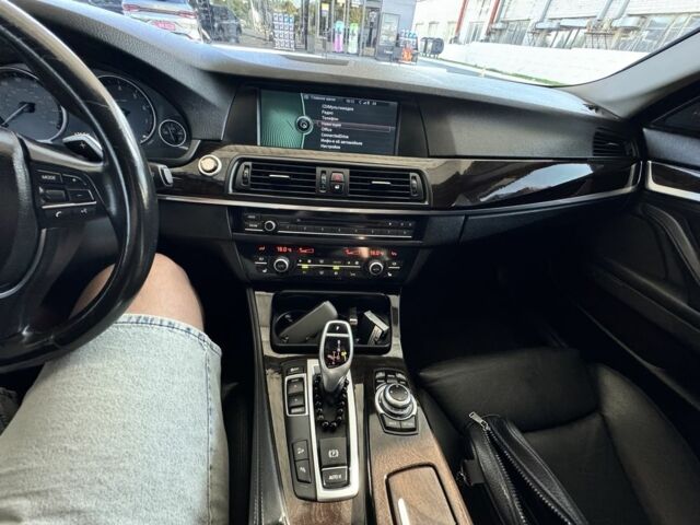 Черный БМВ 5 Серия, объемом двигателя 3 л и пробегом 161 тыс. км за 13000 $, фото 4 на Automoto.ua