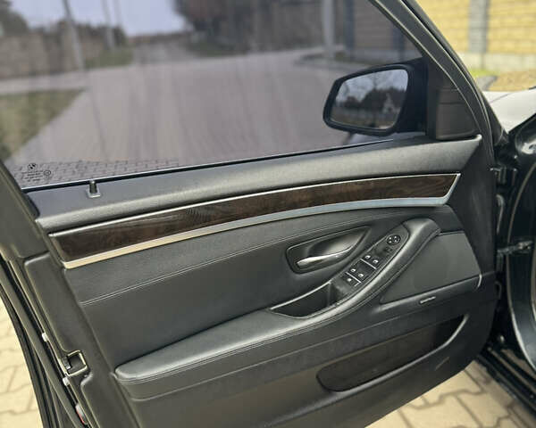 Черный БМВ 5 Серия, объемом двигателя 2 л и пробегом 308 тыс. км за 12999 $, фото 18 на Automoto.ua