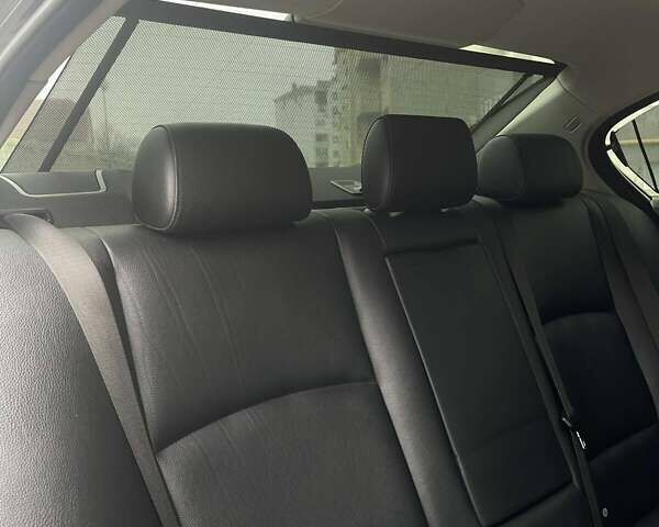 Черный БМВ 5 Серия, объемом двигателя 3 л и пробегом 225 тыс. км за 10500 $, фото 15 на Automoto.ua