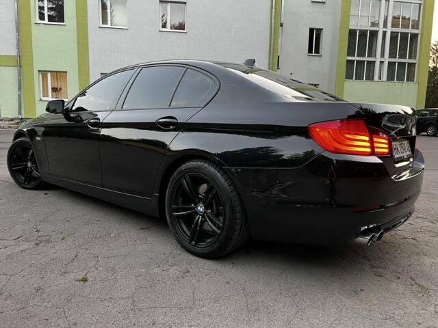 Чорний БМВ 5 Серія, об'ємом двигуна 3 л та пробігом 351 тис. км за 15700 $, фото 1 на Automoto.ua