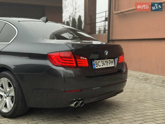 Чорний БМВ 5 Серія, об'ємом двигуна 3 л та пробігом 276 тис. км за 10550 $, фото 70 на Automoto.ua