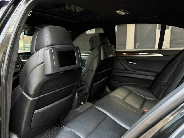 Чорний БМВ 5 Серія, об'ємом двигуна 3 л та пробігом 216 тис. км за 12500 $, фото 13 на Automoto.ua