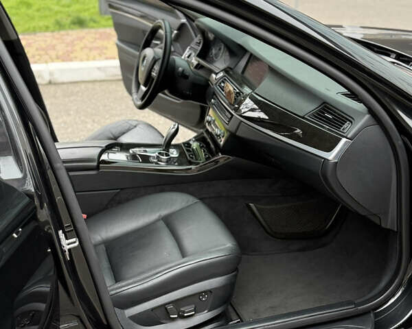 Чорний БМВ 5 Серія, об'ємом двигуна 2.98 л та пробігом 273 тис. км за 18000 $, фото 9 на Automoto.ua