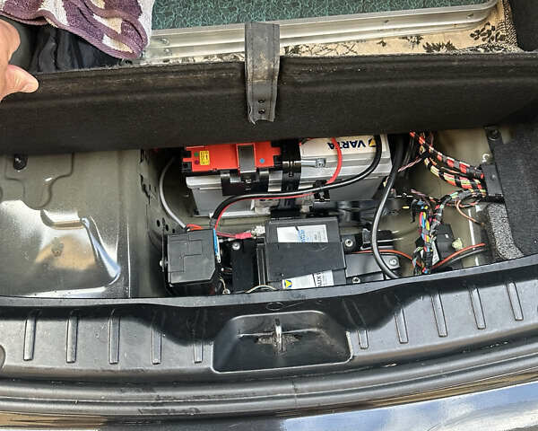 Черный БМВ 5 Серия, объемом двигателя 2.99 л и пробегом 287 тыс. км за 19000 $, фото 13 на Automoto.ua