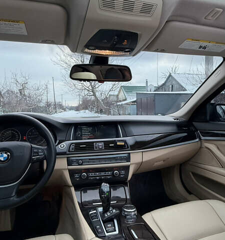 Черный БМВ 5 Серия, объемом двигателя 3 л и пробегом 250 тыс. км за 11999 $, фото 12 на Automoto.ua