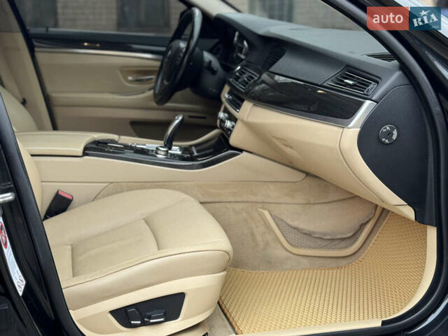 Чорний БМВ 5 Серія, об'ємом двигуна 3 л та пробігом 290 тис. км за 15900 $, фото 19 на Automoto.ua