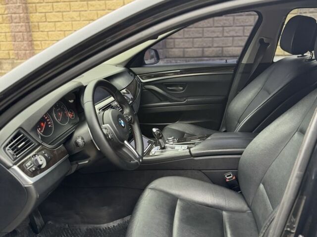 Черный БМВ 5 Серия, объемом двигателя 2 л и пробегом 300 тыс. км за 12999 $, фото 14 на Automoto.ua