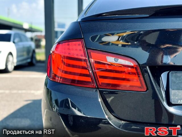 Чорний БМВ 5 Серія, об'ємом двигуна 3 л та пробігом 200 тис. км за 13500 $, фото 7 на Automoto.ua