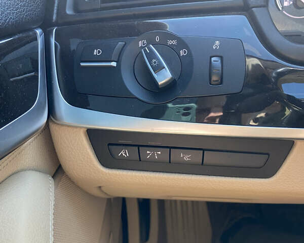 Чорний БМВ 5 Серія, об'ємом двигуна 2.98 л та пробігом 189 тис. км за 12300 $, фото 18 на Automoto.ua