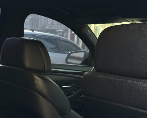 Черный БМВ 5 Серия, объемом двигателя 2.98 л и пробегом 239 тыс. км за 17000 $, фото 18 на Automoto.ua