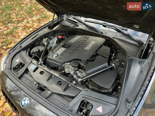 Чорний БМВ 5 Серія, об'ємом двигуна 3 л та пробігом 276 тис. км за 10550 $, фото 78 на Automoto.ua
