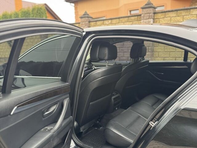 Черный БМВ 5 Серия, объемом двигателя 2 л и пробегом 300 тыс. км за 12999 $, фото 12 на Automoto.ua