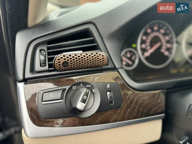 Чорний БМВ 5 Серія, об'ємом двигуна 3 л та пробігом 276 тис. км за 10550 $, фото 18 на Automoto.ua