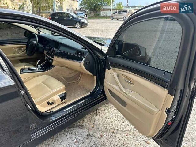 Чорний БМВ 5 Серія, об'ємом двигуна 2 л та пробігом 262 тис. км за 13500 $, фото 13 на Automoto.ua