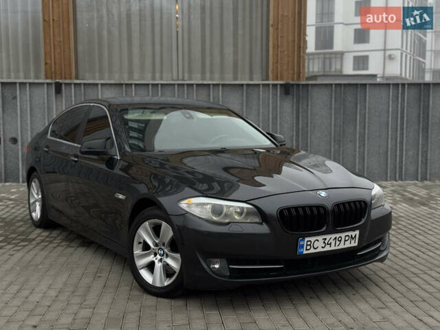 Чорний БМВ 5 Серія, об'ємом двигуна 3 л та пробігом 276 тис. км за 10550 $, фото 87 на Automoto.ua
