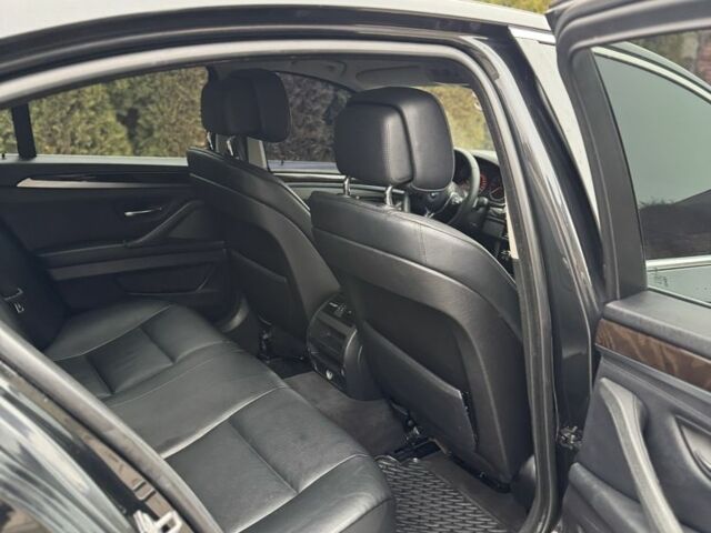 Черный БМВ 5 Серия, объемом двигателя 2 л и пробегом 300 тыс. км за 12999 $, фото 19 на Automoto.ua