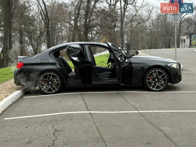 Чорний БМВ 5 Серія, об'ємом двигуна 2.98 л та пробігом 273 тис. км за 18000 $, фото 12 на Automoto.ua