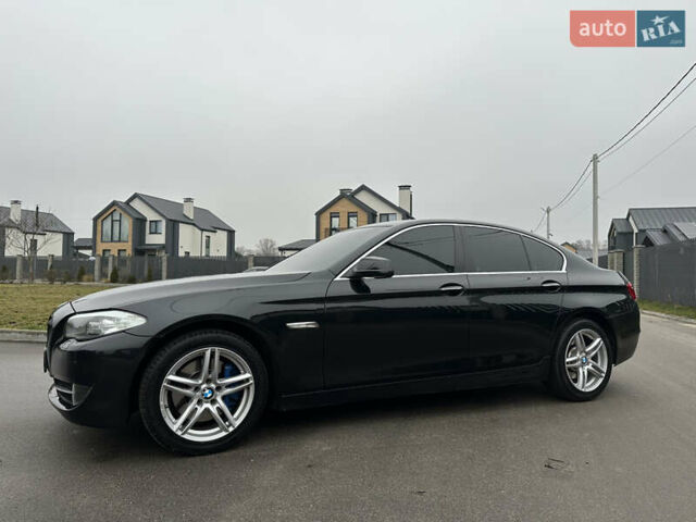 Чорний БМВ 5 Серія, об'ємом двигуна 2.99 л та пробігом 298 тис. км за 13900 $, фото 1 на Automoto.ua