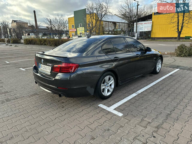 Черный БМВ 5 Серия, объемом двигателя 2.98 л и пробегом 300 тыс. км за 12800 $, фото 3 на Automoto.ua