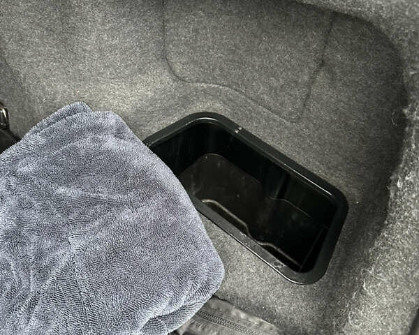 Чорний БМВ 5 Серія, об'ємом двигуна 2 л та пробігом 272 тис. км за 14900 $, фото 27 на Automoto.ua