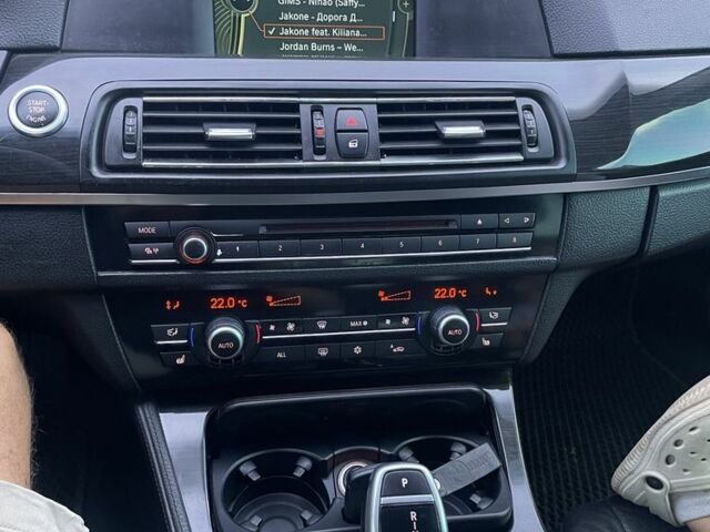 Черный БМВ 5 Серия, объемом двигателя 3 л и пробегом 241 тыс. км за 12999 $, фото 1 на Automoto.ua