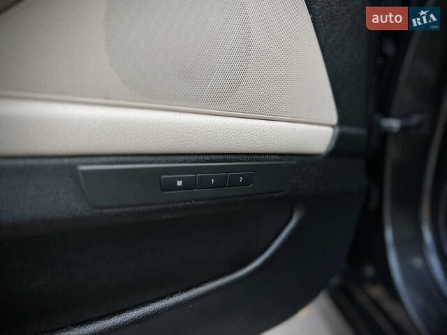 Черный БМВ 5 Серия, объемом двигателя 3 л и пробегом 276 тыс. км за 11000 $, фото 10 на Automoto.ua