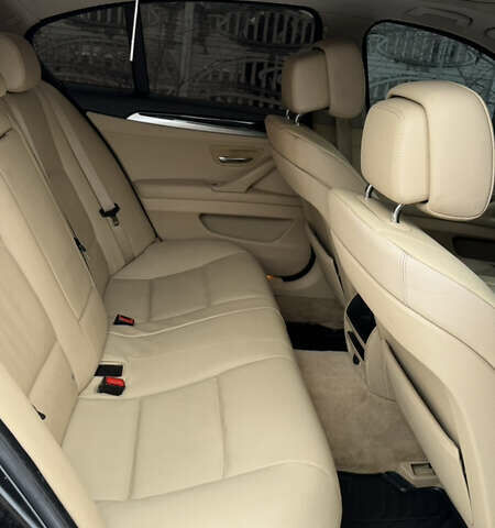 Черный БМВ 5 Серия, объемом двигателя 3 л и пробегом 250 тыс. км за 11999 $, фото 11 на Automoto.ua