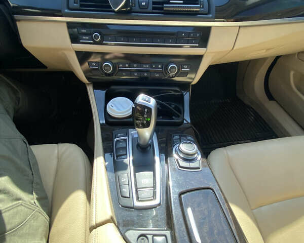 Чорний БМВ 5 Серія, об'ємом двигуна 2.98 л та пробігом 189 тис. км за 12300 $, фото 20 на Automoto.ua