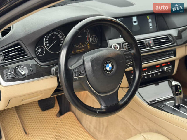 Чорний БМВ 5 Серія, об'ємом двигуна 3 л та пробігом 290 тис. км за 15900 $, фото 10 на Automoto.ua