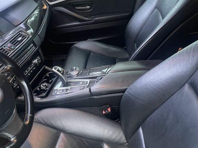 Черный БМВ 5 Серия, объемом двигателя 3 л и пробегом 241 тыс. км за 12999 $, фото 5 на Automoto.ua