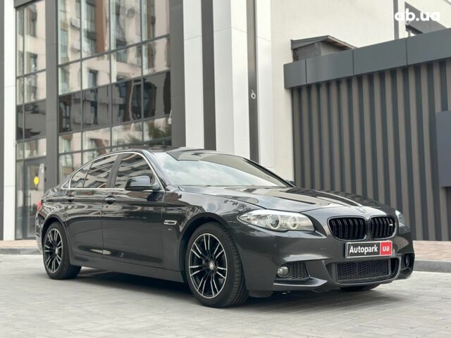 Черный БМВ 5 Серия, объемом двигателя 3 л и пробегом 266 тыс. км за 13900 $, фото 6 на Automoto.ua