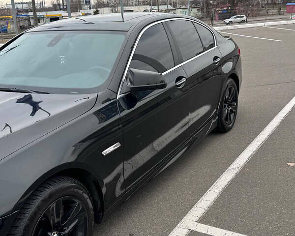 Чорний БМВ 5 Серія, об'ємом двигуна 2.98 л та пробігом 216 тис. км за 13500 $, фото 4 на Automoto.ua
