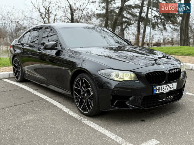 Чорний БМВ 5 Серія, об'ємом двигуна 2.98 л та пробігом 273 тис. км за 18000 $, фото 2 на Automoto.ua