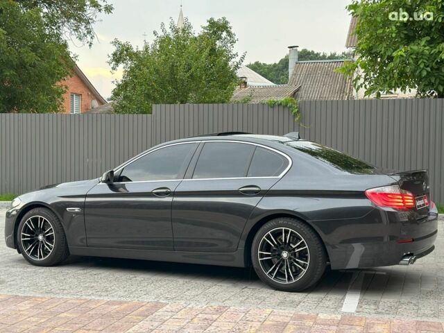 Черный БМВ 5 Серия, объемом двигателя 3 л и пробегом 266 тыс. км за 13900 $, фото 19 на Automoto.ua