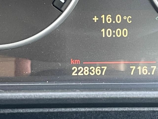 Черный БМВ 5 Серия, объемом двигателя 2 л и пробегом 240 тыс. км за 6000 $, фото 4 на Automoto.ua